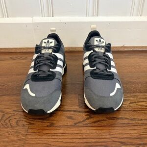 Adidas ZX 700 HD 10.5M style code H01851